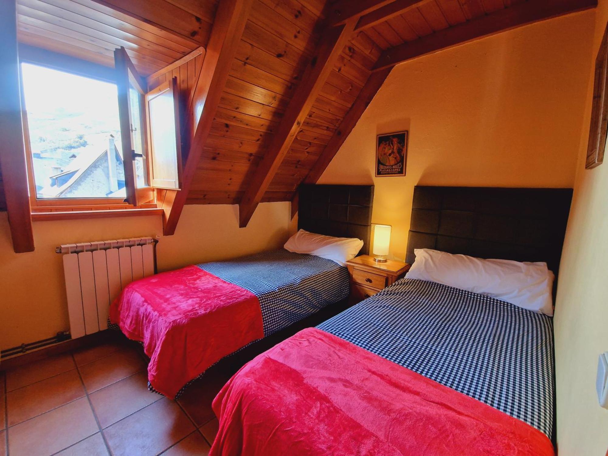 Miradores De Apartamentos Rufaste Salardú Eksteriør billede